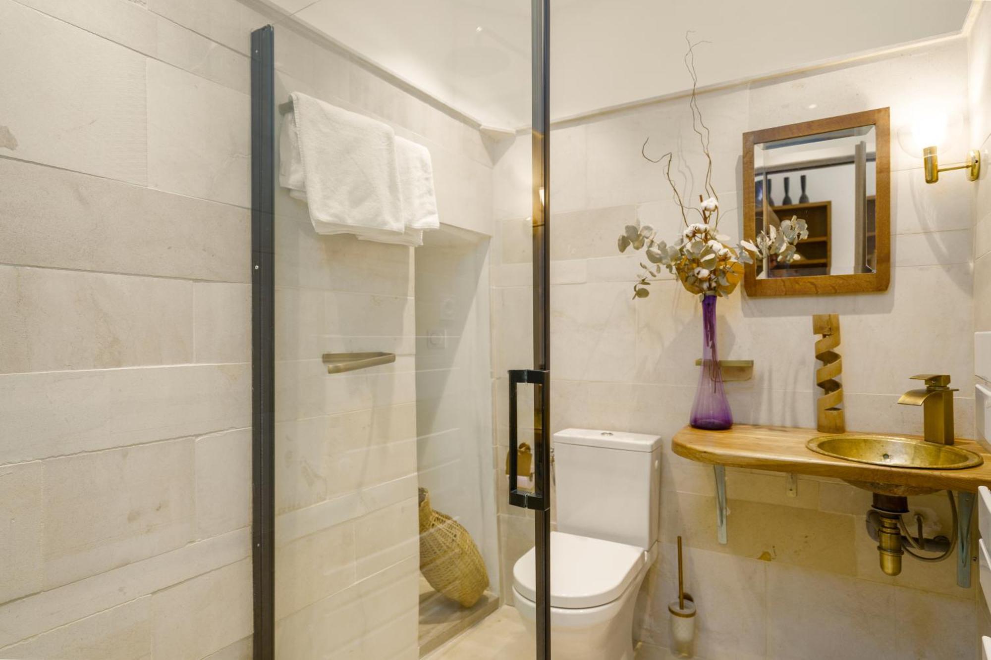 La Maison Verte Apartment *